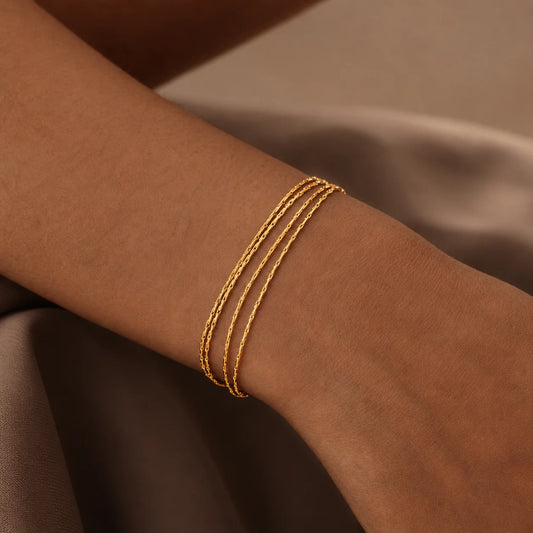 Bracelet Cascade de Chaînes Dorées
