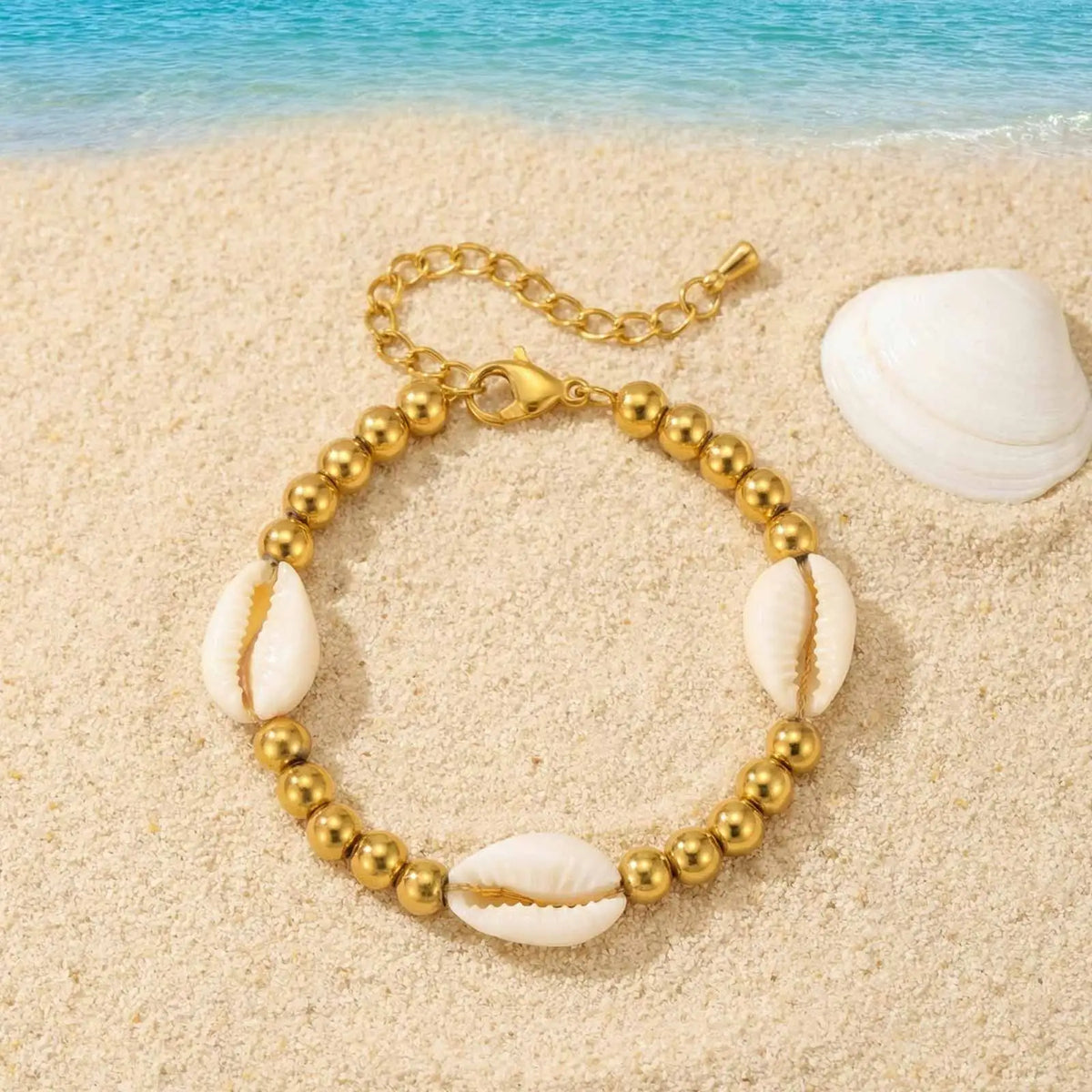 Bracelet Coquillages & Perles Dorées