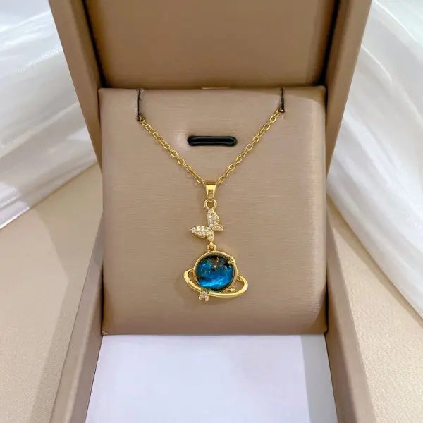 Collier Pendentif Motif Doré