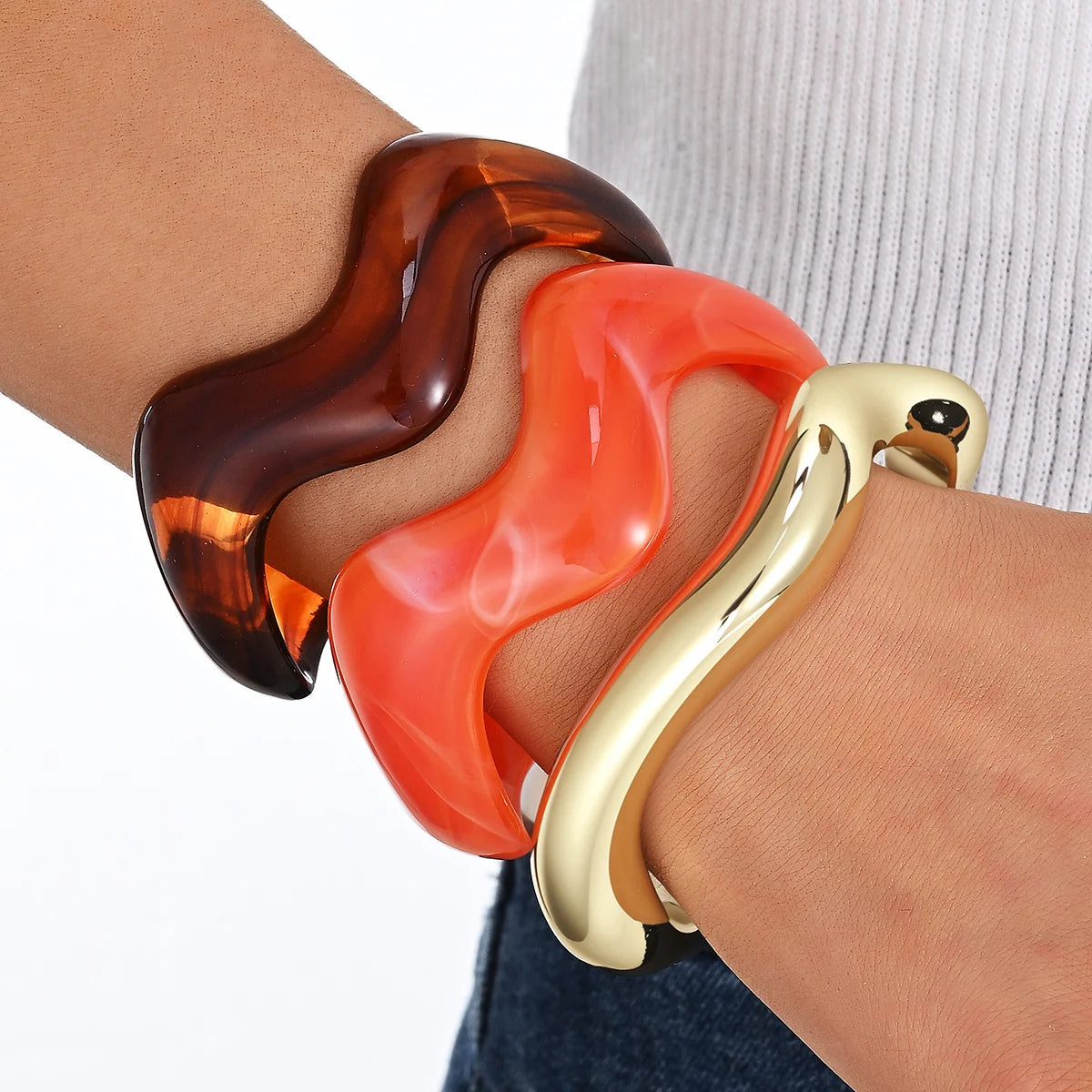 Ensemble de Bracelets Ondulés en Résine