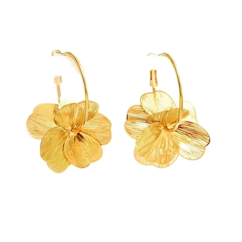 Boucles d'Oreilles Créoles Pétales de Fleurs