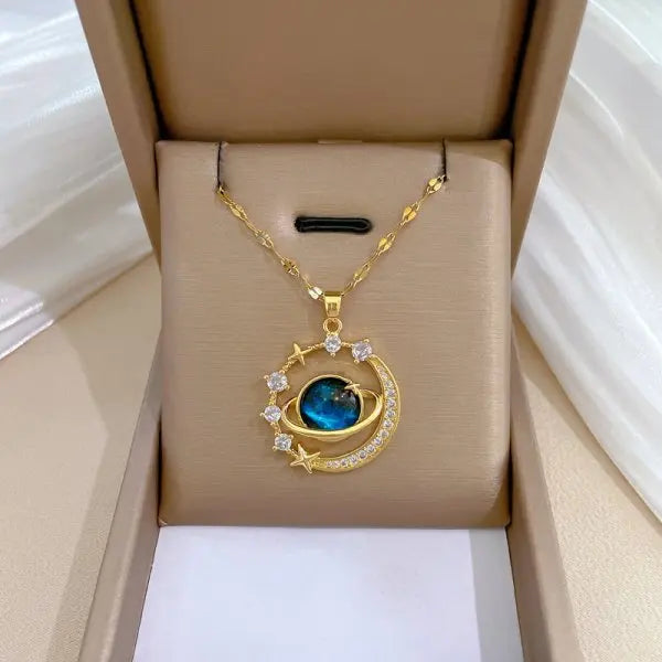 Collier Pendentif Motif Doré